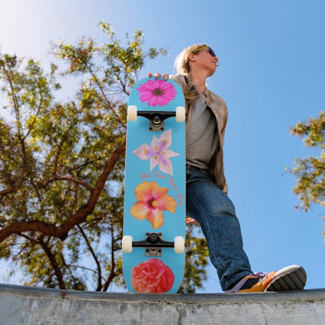 Bouquet Forever Skateboard (Exterior 1)
