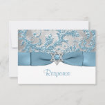 BOW IMPRESO - Winter Wonderland Bat Mitzvah RSVP<br><div class="desc">****Por favor, tenga en cuenta que la cinta, arco, purpurina y estrella plateada son IMPRESIONADAS EN las imágenes, y no son reales. Este elegante patrón de damasco de purpurina FAUX azul hielo gris plata, barniz gris plateado La tarjeta Rsvp de Bat Mitzvah tiene un fondo de variados copos de nieve...</div>