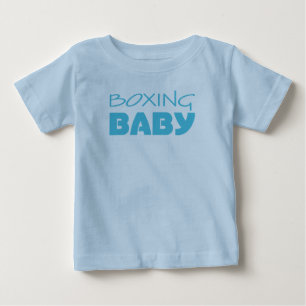 Boxear camisetas de niño pequeño y una pieza de be