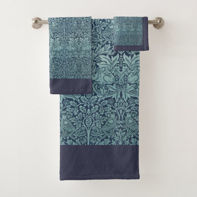 Brer Rabbit por William Morris Blue Textile Patter (In situ)