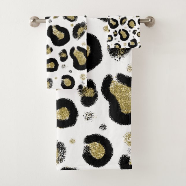 Brillo de Oro Blanco y Estampado de Leopardo y Gue (In situ)