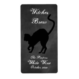 Brujas de gato malvadas elaboran etiqueta de vino