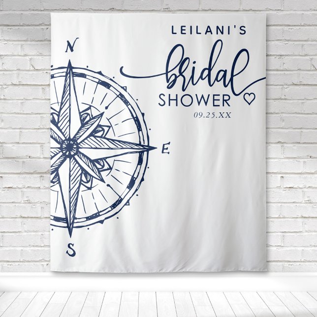 Brújula náutica Tapiz de ducha de novias (Nautical Bridal Shower with a navy compass rose with a white background backdrop for photo ops.)