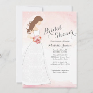 Brunette Bride con ropa novia en la invitación a d