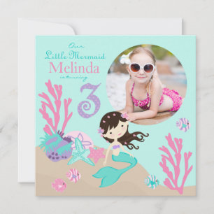 Brunette Mermaid Tercer Día de Invitación