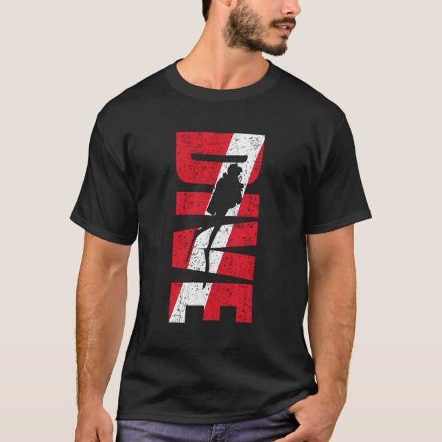 Bucear abajo Bandera de buceo Camiseta Sombra Nada (Anverso)