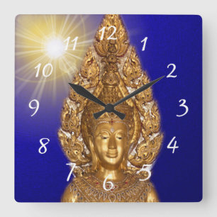 buddha dorado en reloj cuadrado azul