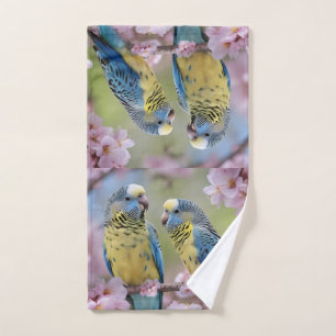 Budgies Azules Y Amarillos En Árbol De Flor Rosa,