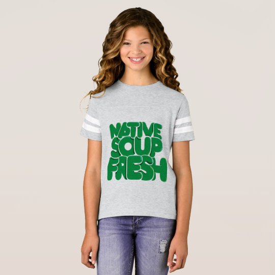 Buena sensación, diversión y camiseta casual