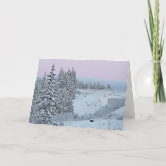 Buenas fiestas tarjeta con nieve, la picea, y un