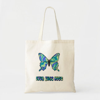 Bugs de amor de mariposa abrazan la bolsa