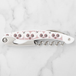 Búho del abrebotellas del sacacorchos