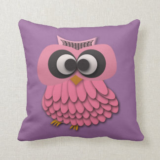 Búho Rosa Lindo en Almohada Morada