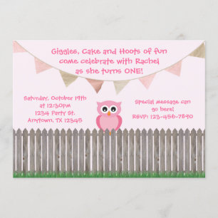 Búho rosado en la invitación del cumpleaños de la