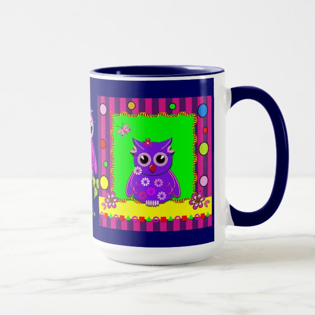 Búhos decorativos lindos y taza conocida (Derecha)