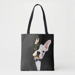 Bulldog francés en una bolsa de té de Tuxedo