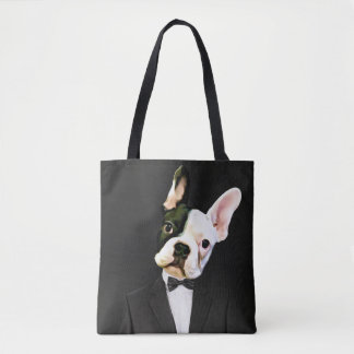 Bulldog francés en una bolsa de té de Tuxedo