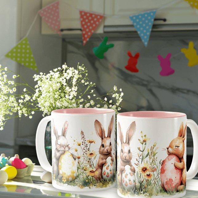 Bunnies de Pascua y jarra de cerámica de huevos de (Subido por el creador)