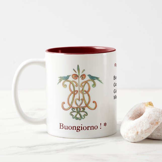 Buongiorno - la buena mañana dos-entonó la taza (Con donut)