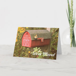 Buzón de correo con tarjeta de felicitación "Nos h