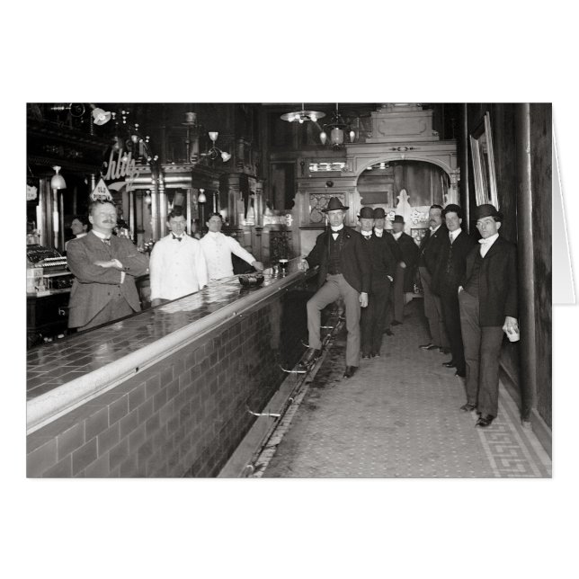 Caballeros bebiendo en la barra, 1910 (Anverso (Horizontal))