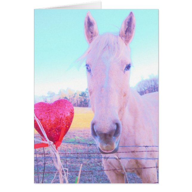 Caballo amarillo y corazón rojo (Frente)