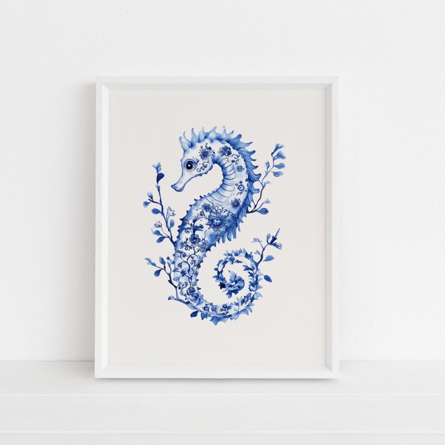 Caballo de mar azul - Azul costero en arte de pare (Blue Seahorse – Coastal Blue on Beige Wall Art in a white frame on the floor.)