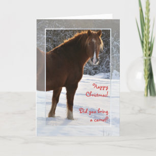 Caballo en la tarjeta de Navidad de la nieve