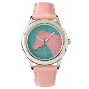 Caballo rosa en reloj turquesa