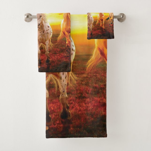 Caballos al atardecer lanzando almohada (In situ)