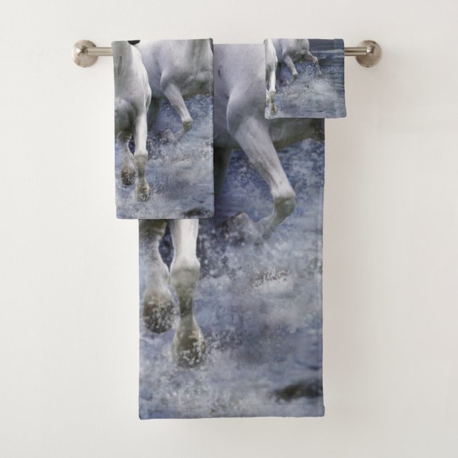 Caballos corriendo lanzando almohada (In situ)