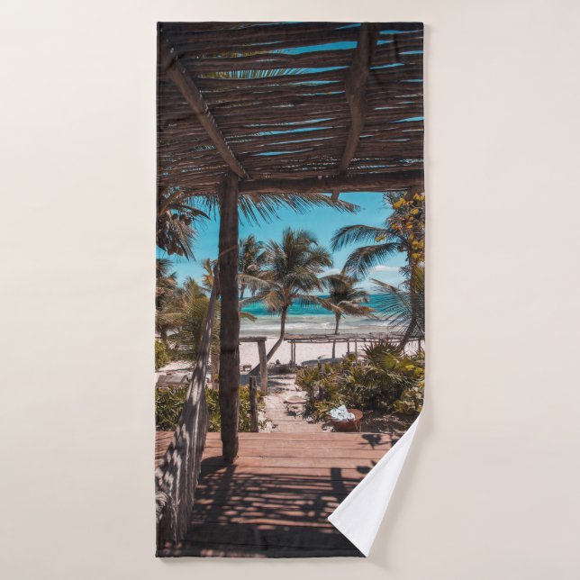 Cabaña de nipa bajo palmeras de coco (Toalla de baño)