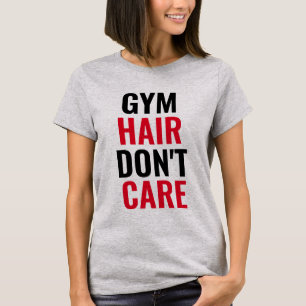 Cabello de gimnasia no le importa la camiseta de l