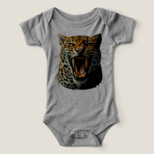 Cabeza de ataque ruidosa de leopardo