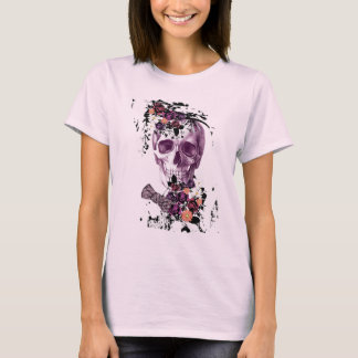 Cabeza de cráneo con flores de camiseta