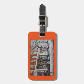 Cabeza de los toros y etiqueta del equipaje o del