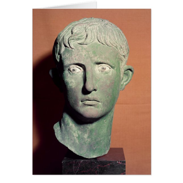 Cabeza de una estatua integral del emperador (Frente)