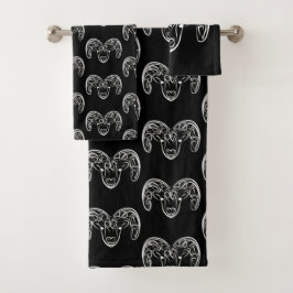 Cabra/oveja tribal negra y blanca