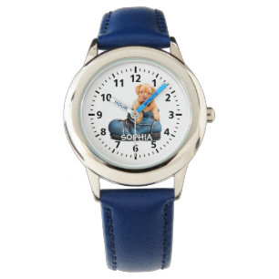 Cachorro adorable en el reloj de pulsera infantil 