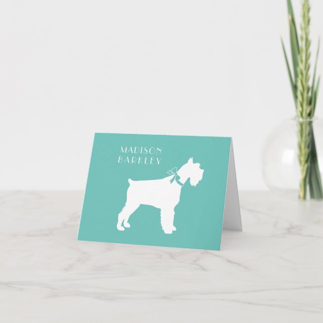 Cachorro de perro Schnauzer en miniatura (Anverso)