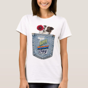 Cachorro en camiseta de bolsillo