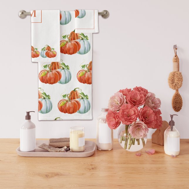 Caen las calabazas blancas y naranjas Acción de Gr (Subido por el creador)