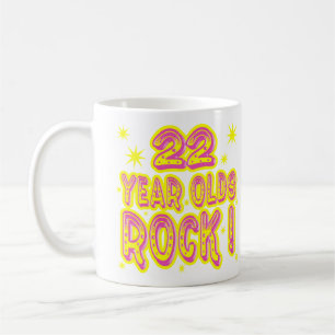 Café ¡22 años de la roca! Taza (rosada)