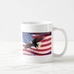 Café American Eagle y taza de la bandera