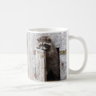 CAFÉ AMO EL HACER DE LA TAZA DEL MAPACHE DE LAS MAÑANAS