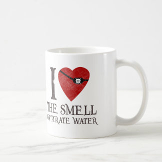 Café Amo el olor de la taza del agua del pirata