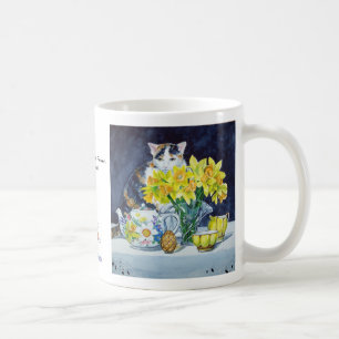 Café Annabelle detrás de la taza de las flores