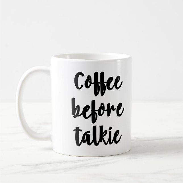 Café antes de la taza de la película hablada (Izquierda)