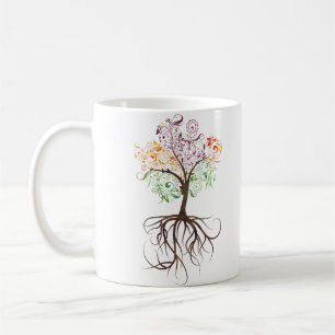 Café Árbol colorido con la taza de las raíces