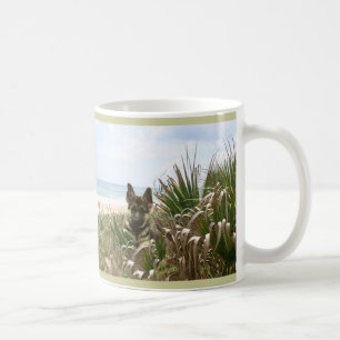 Café Beachgrass de la taza de la mamá del pastor alem